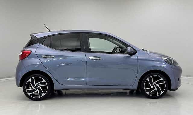 Hyundai i10 1.2 Premium 5dr Auto [Nav]