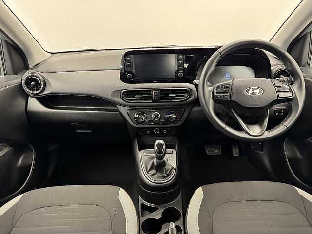 Hyundai i10 1.0 Advance 5dr Auto