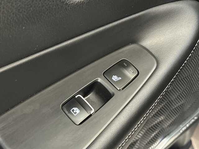 Hyundai Santa Fe 1.6 TGDi Hybrid Ultimate 5dr 4WD Auto