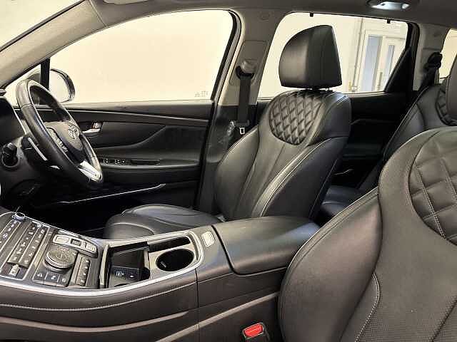 Hyundai Santa Fe 1.6 TGDi Hybrid Ultimate 5dr 4WD Auto