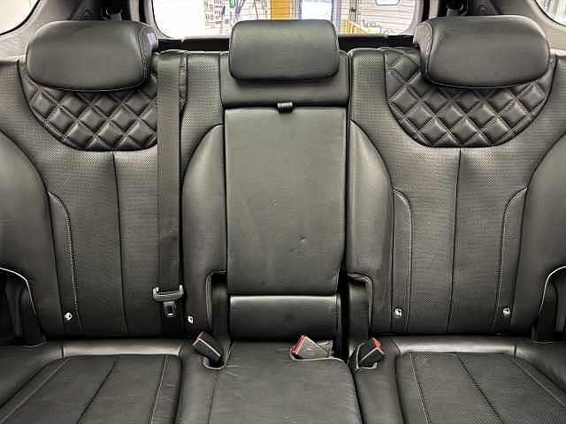 Hyundai Santa Fe 1.6 TGDi Hybrid Ultimate 5dr 4WD Auto