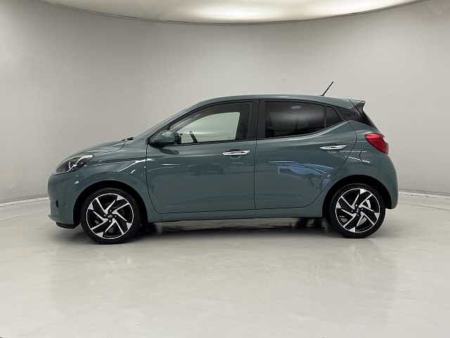 Hyundai i10 1.2 Premium 5dr Auto