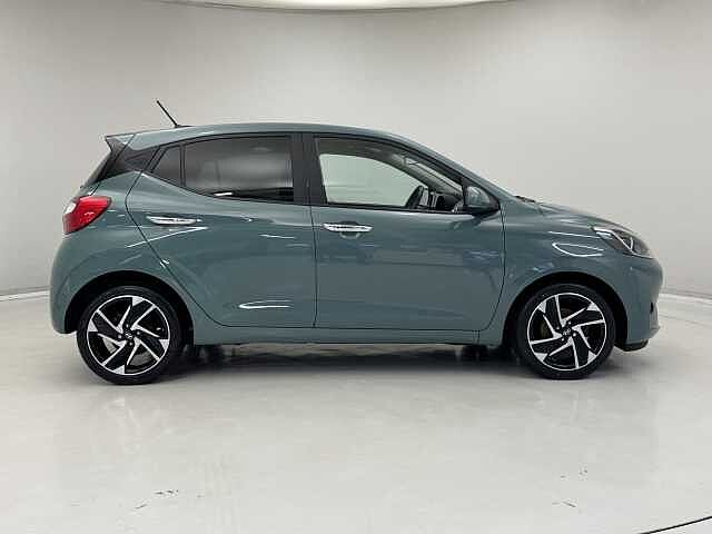 Hyundai i10 1.2 Premium 5dr Auto