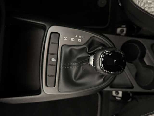 Hyundai I10 1.0 MPi SE Connect 5dr Auto Green