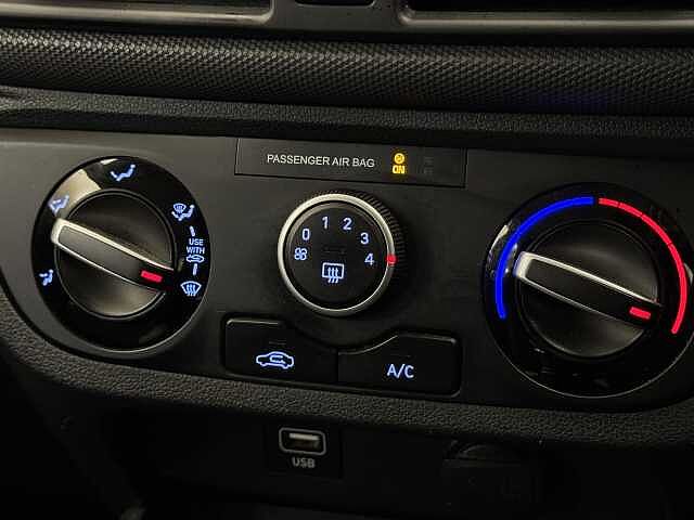 Hyundai I10 1.0 MPi SE Connect 5dr Auto Green