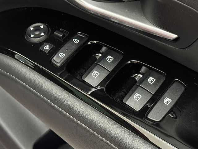 Hyundai Tucson 1.6 TGDi Hybrid 230 Ultimate 5dr 2WD Auto