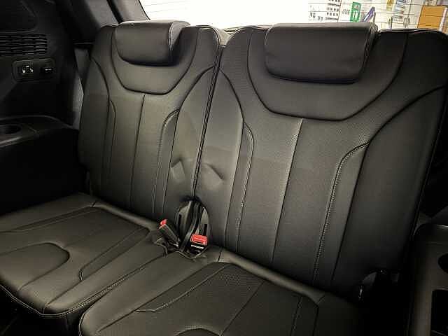 Hyundai Santa Fe 1.6 TGDi Hybrid Ultimate 5dr 4WD Auto