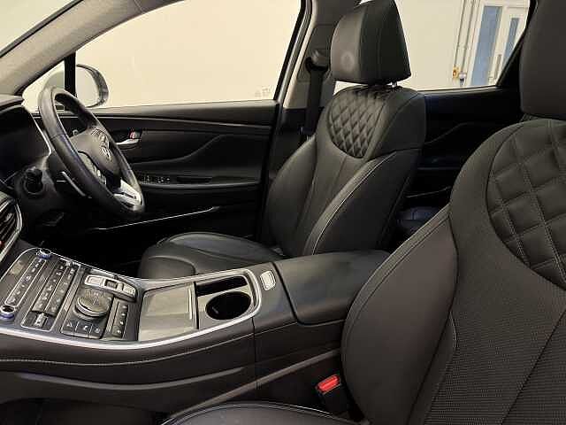 Hyundai Santa Fe 1.6 TGDi Hybrid Ultimate 5dr 4WD Auto