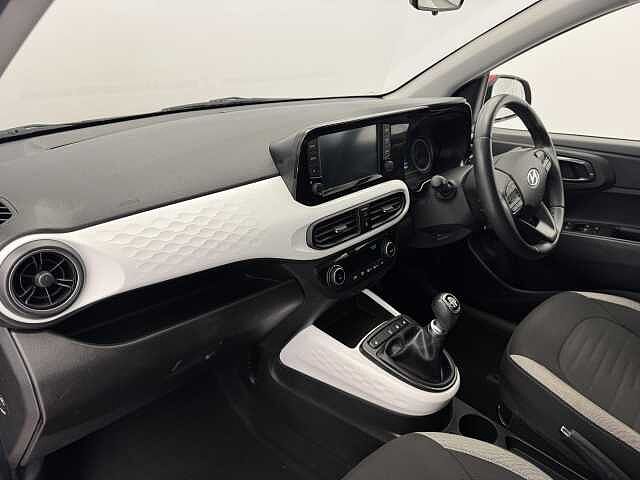 Hyundai i10 1.0 MPi Premium 5dr