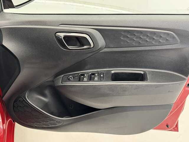 Hyundai i10 1.0 MPi Premium 5dr