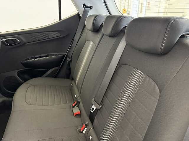 Hyundai i10 1.0 MPi SE Connect 5dr