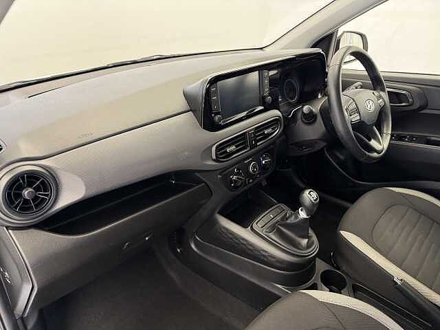 Hyundai i10 1.0 MPi SE Connect 5dr