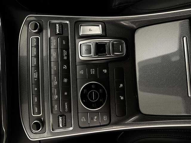 Hyundai SANTA FE 1.6 TGDi Plug-in Hybrid Premium 5dr 4WD Auto Brown
