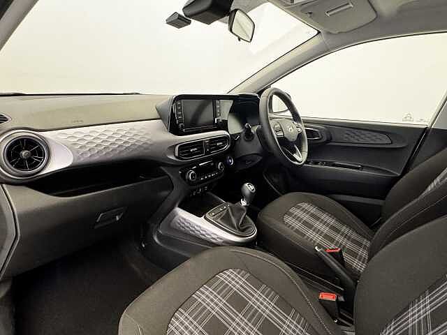 Hyundai i10 1.2 [79] Premium 5dr [Nav]