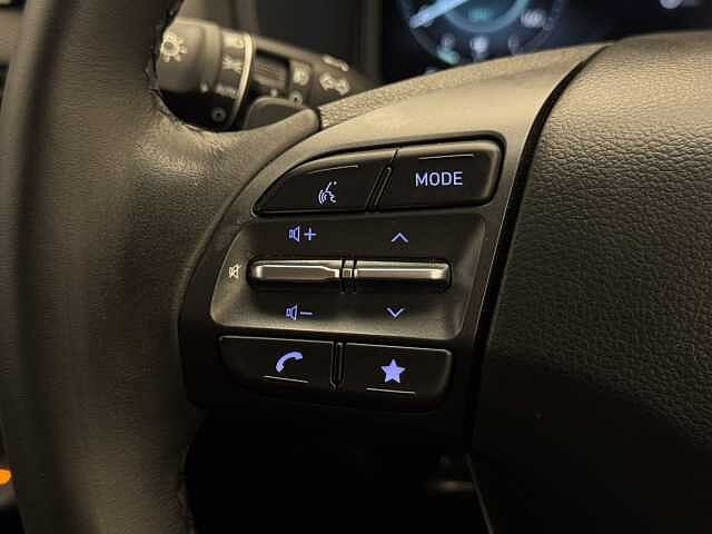 Hyundai KONA 1.6 GDi Hybrid Premium 5dr DCT Blue