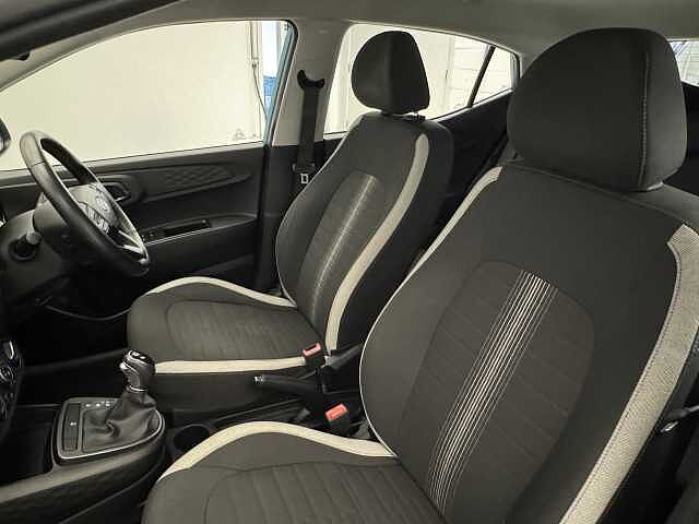 Hyundai i10 1.0 MPi SE Connect 5dr Auto