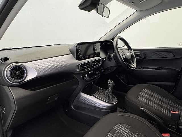 Hyundai I10 1.0 Premium 5dr Auto [Nav] White