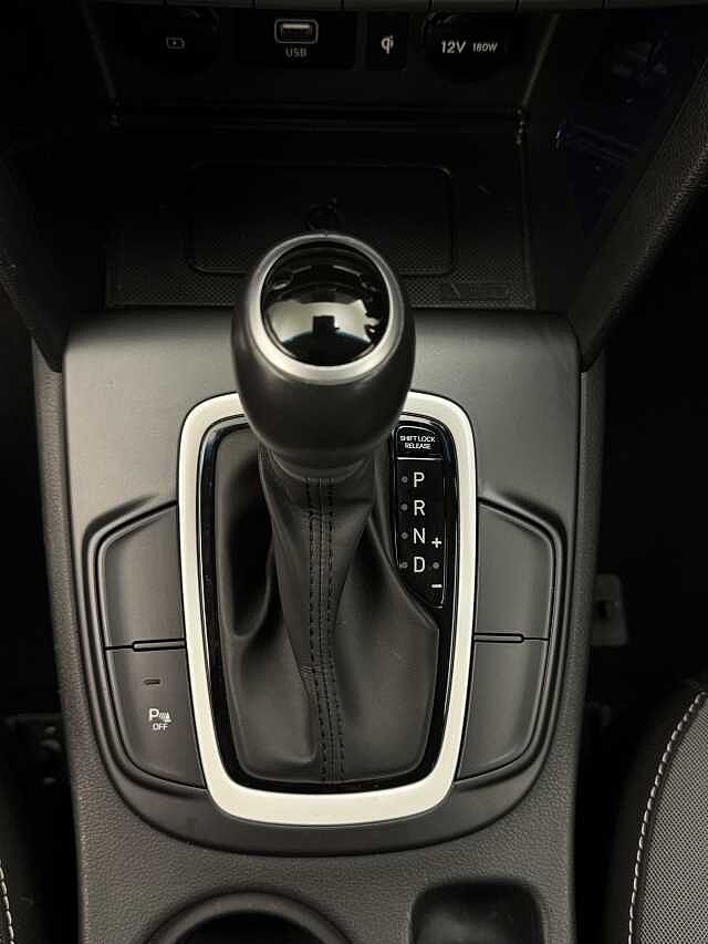 Hyundai Kona 1.6 GDi Hybrid Premium 5dr DCT