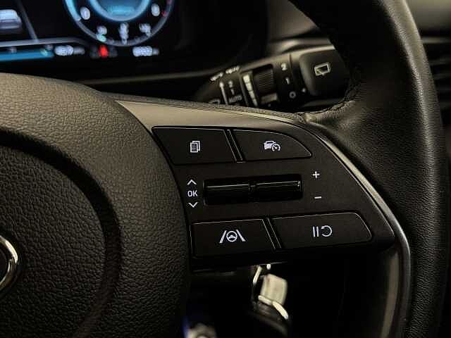Hyundai BAYON 1.0 TGDi 48V MHEV Premium 5dr DCT Red