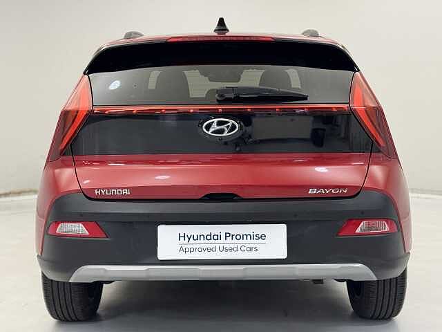 Hyundai BAYON 1.0 TGDi 48V MHEV Premium 5dr DCT Red