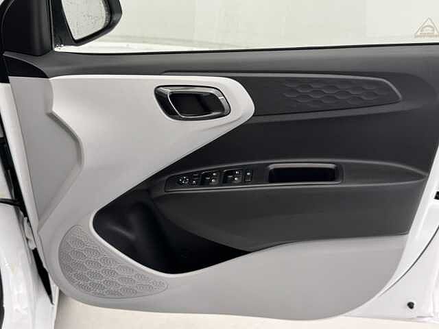 Hyundai i10 1.2 [79] Premium 5dr Auto [Nav]