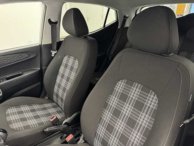 Hyundai i10 1.0 [63] Premium 5dr Auto [Nav]
