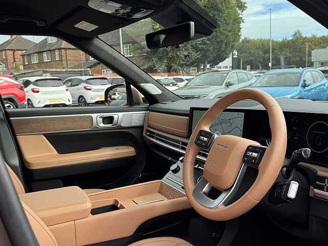Hyundai SANTA FE 1.6 TGDi Plug-in Hybrid Ultimate 5dr 4WD Auto Brown