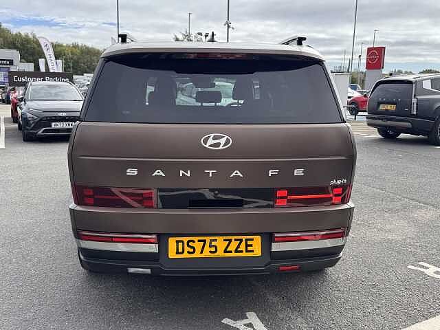Hyundai SANTA FE 1.6 TGDi Plug-in Hybrid Ultimate 5dr 4WD Auto Brown